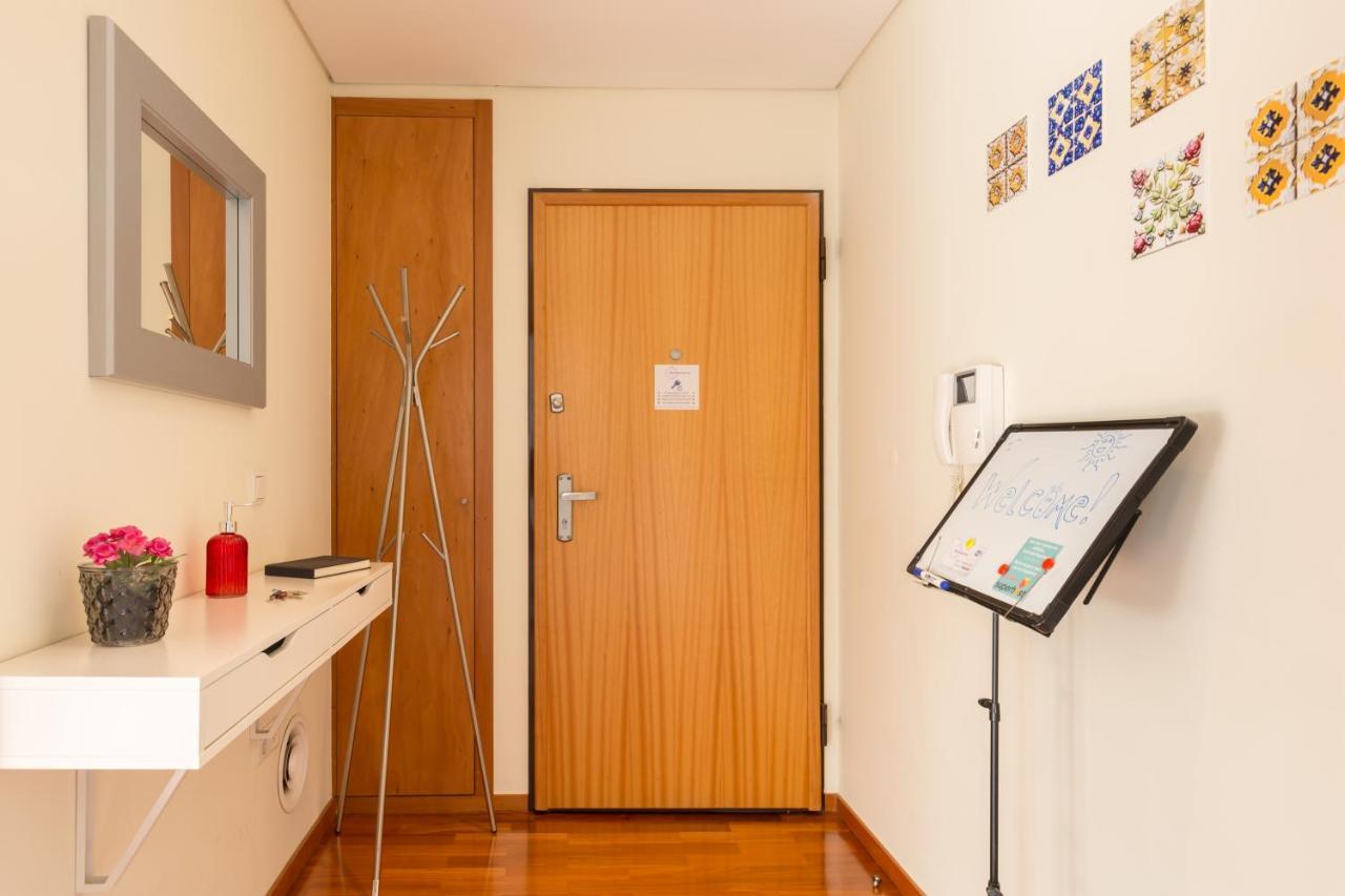 Music Relaxing Apt With Bikes, Terrace & Parking Porto Luaran gambar